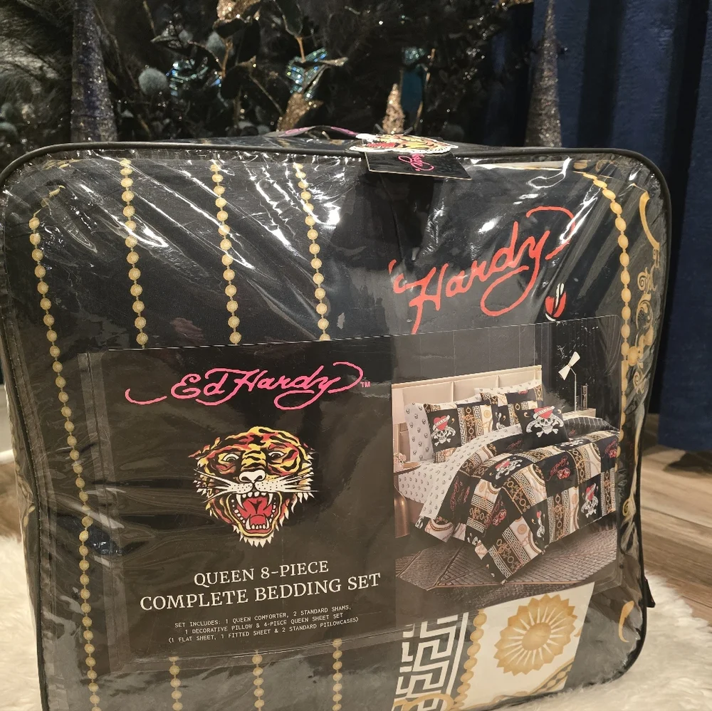 Ed Hardy ed hardy